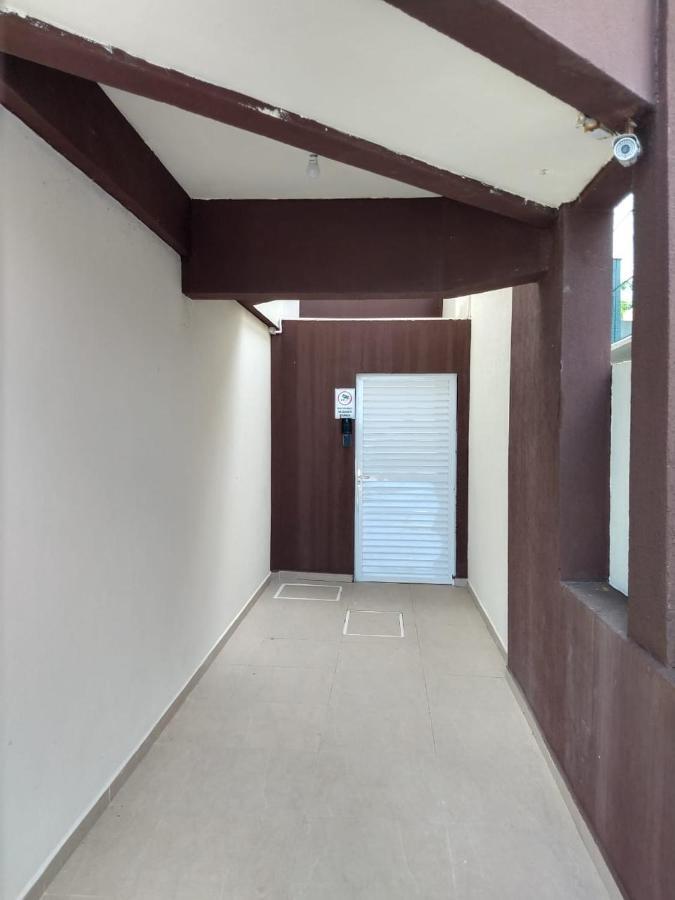 Residencial Melfi 3 Ap.2 Frente Apartment Бомбиняс Екстериор снимка