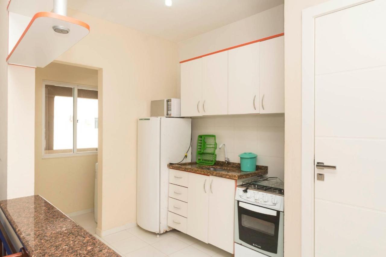 Residencial Melfi 3 Ap.2 Frente Apartment Бомбиняс Екстериор снимка